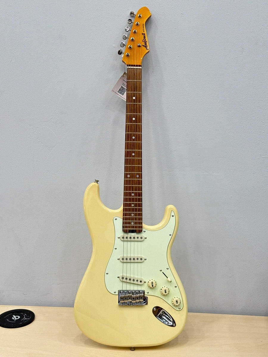 Aria Pro II STG-62 Classic Strat Style In Vintage White | eBay
