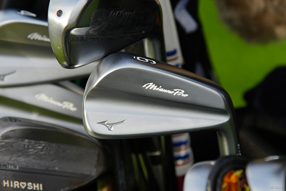 ミズノ「S-1」にスイッチ 岩田寛はなぜマッスルバックを使い続けるのか