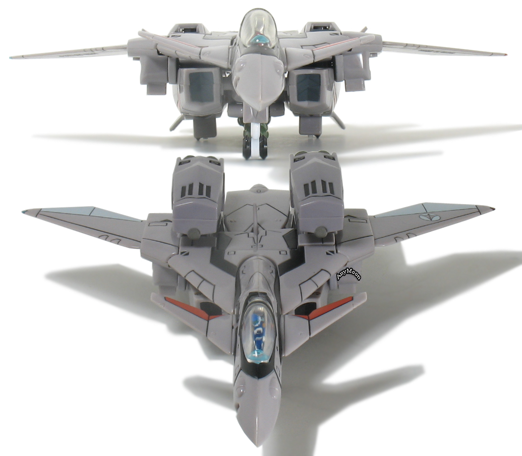 Yamato 1/72 VF-11B Thunderbolt Toys – Scorched Earth Toys