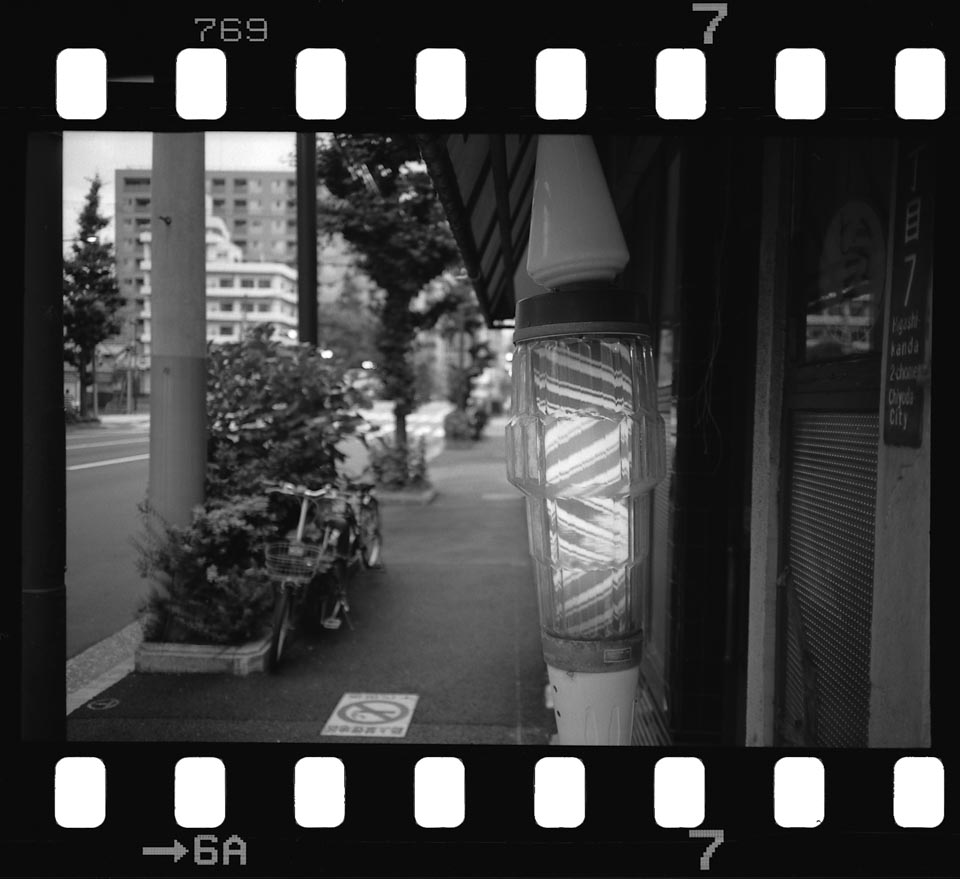 画伯の雑記 – 2018年5月31日 Olympus XA初代とネオパン 100 ACROS。