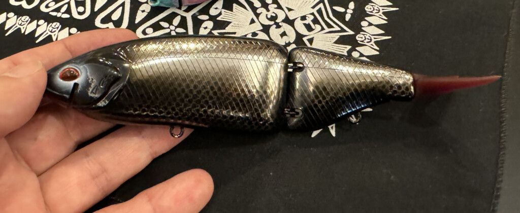 DRT×RADSENSEコラボのタイニークラッシュ特別カラー3色が今秋登場予定