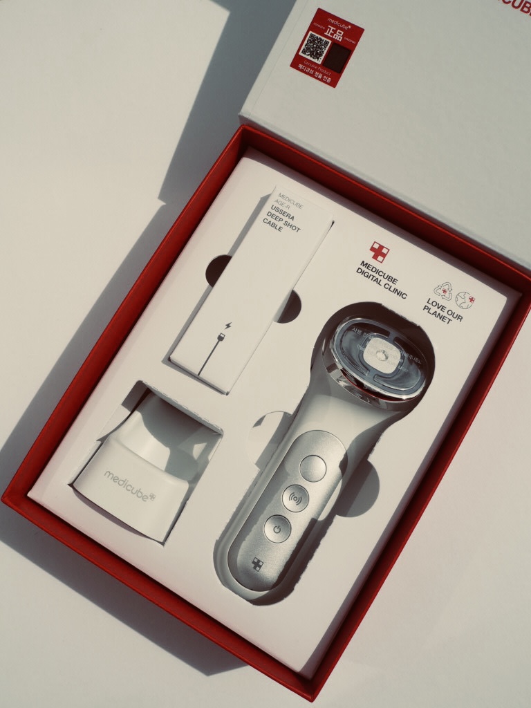 Facial devices | Medicube Age-R Ussera Deep Shot review