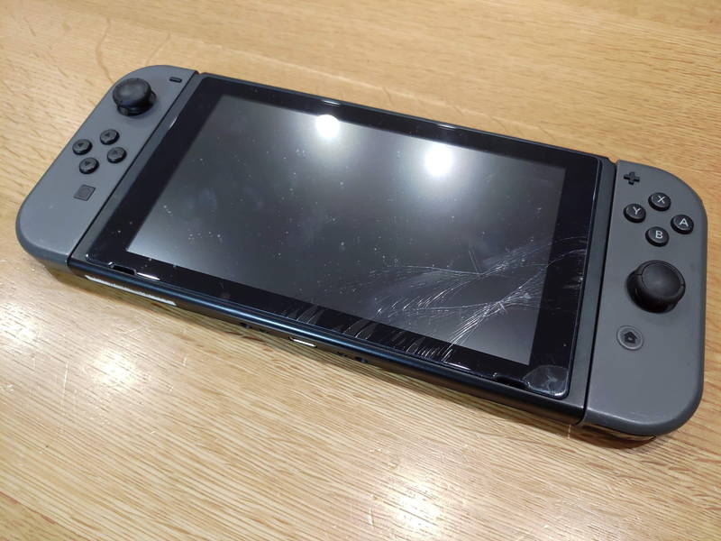 任天堂Switchを傷から守る方法！】ニンテンドースイッチ ガラス