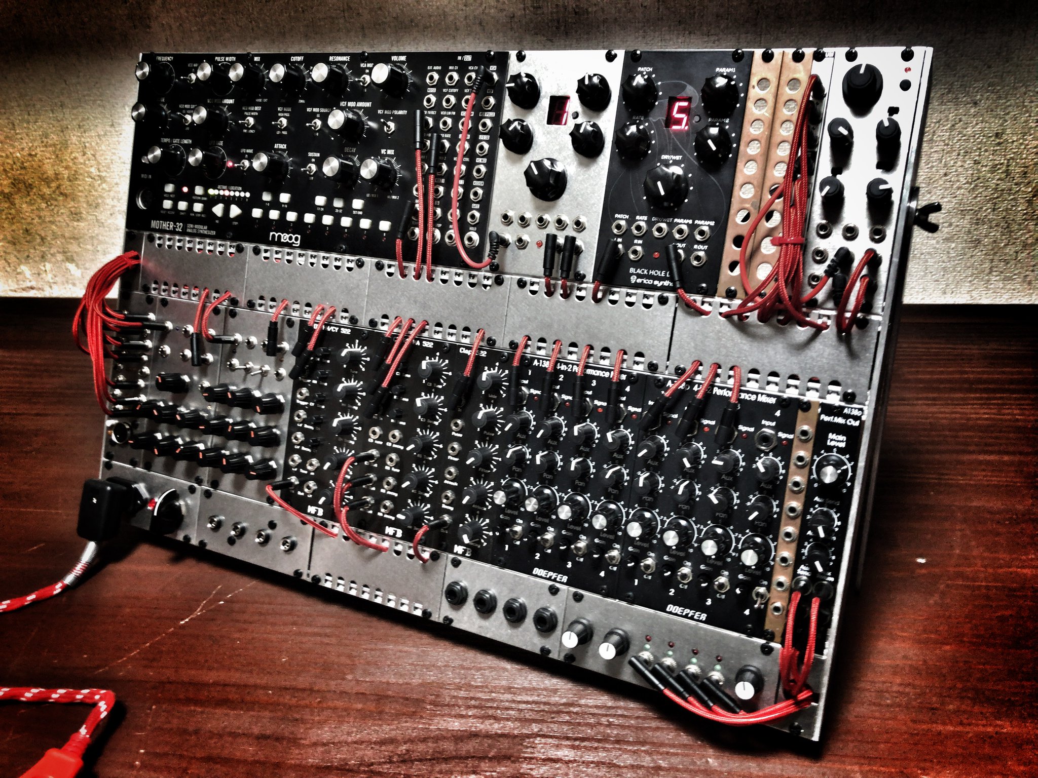 モジュラーシンセの向き不向き – JunkYardMachineMusic