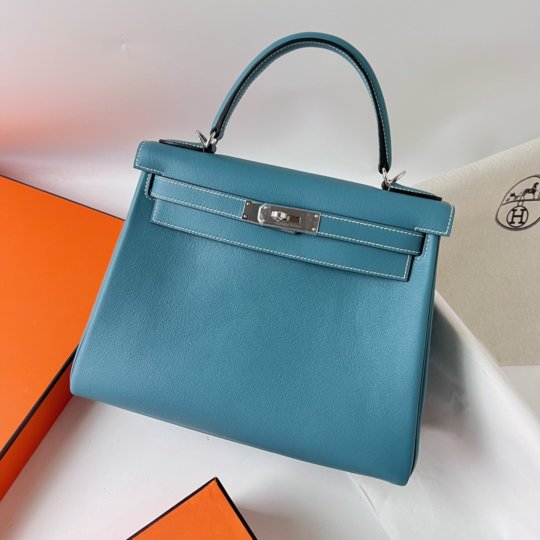 エルメス ケリー 28cm 内縫い ブルージーン スイフト シルバー金具