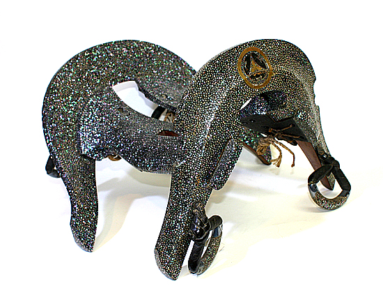 D084 螺鈿鞍 寛永十一年八月吉日Aogai Mijin nuri Kura A.D.1634