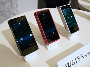 写真で解説する「W61SA」 - ITmedia Mobile