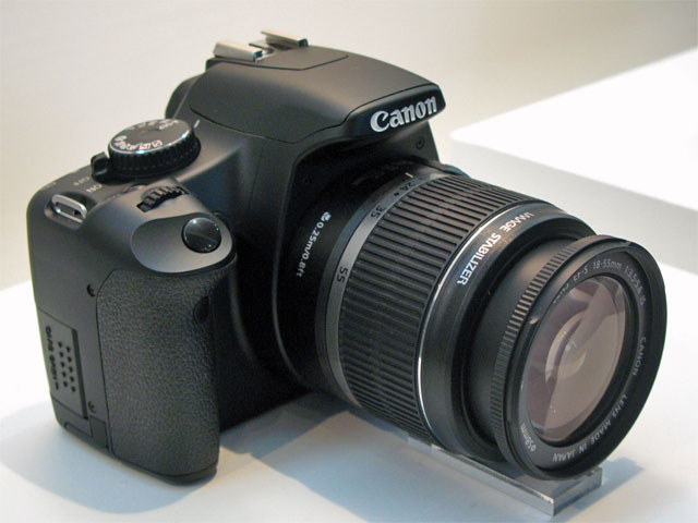 キヤノン、ライブビュー搭載の新“キスデジ”「EOS Kiss X2」 - ITmedia NEWS