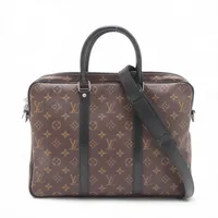 ヴィトン モノグラムマカサー ポルトドキュマンヴォワヤージュPM