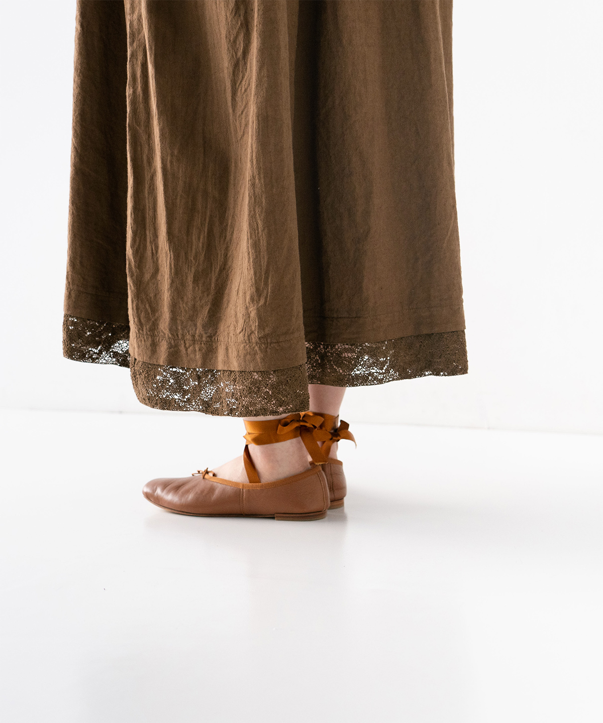 UpcycleLino] 近江晒しレースワンピース｜nest Robe / CONFECT ONLINE SHOP