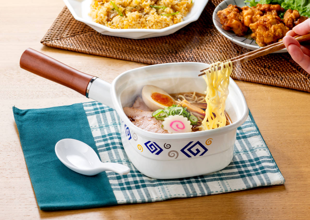 楽天市場】角型片手鍋 14cm IH対応 ホーロー製 四角いお鍋 麺ごこち