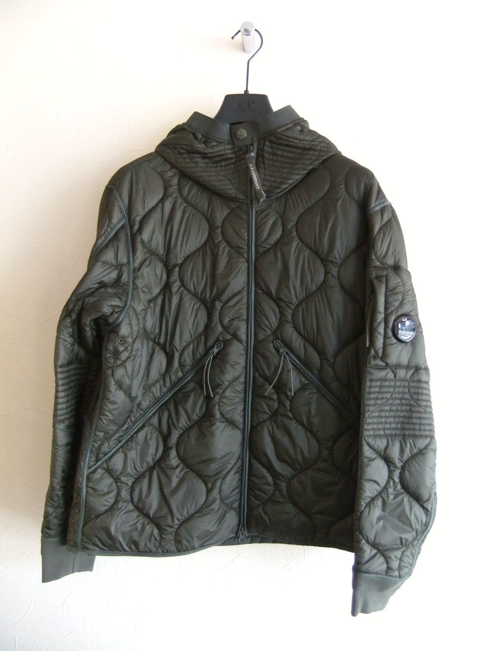C.P. COMPANY - LINER PADDED HOODED JACKET フード付き キルティング