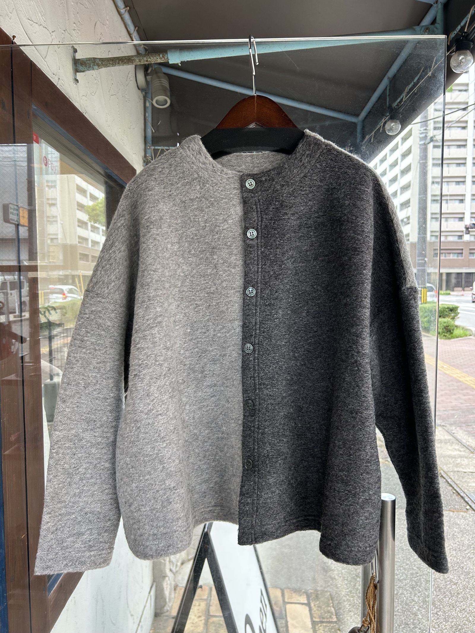 2025 ENFOLD バイカラー カーディガン ブラック グレー ENFOLD