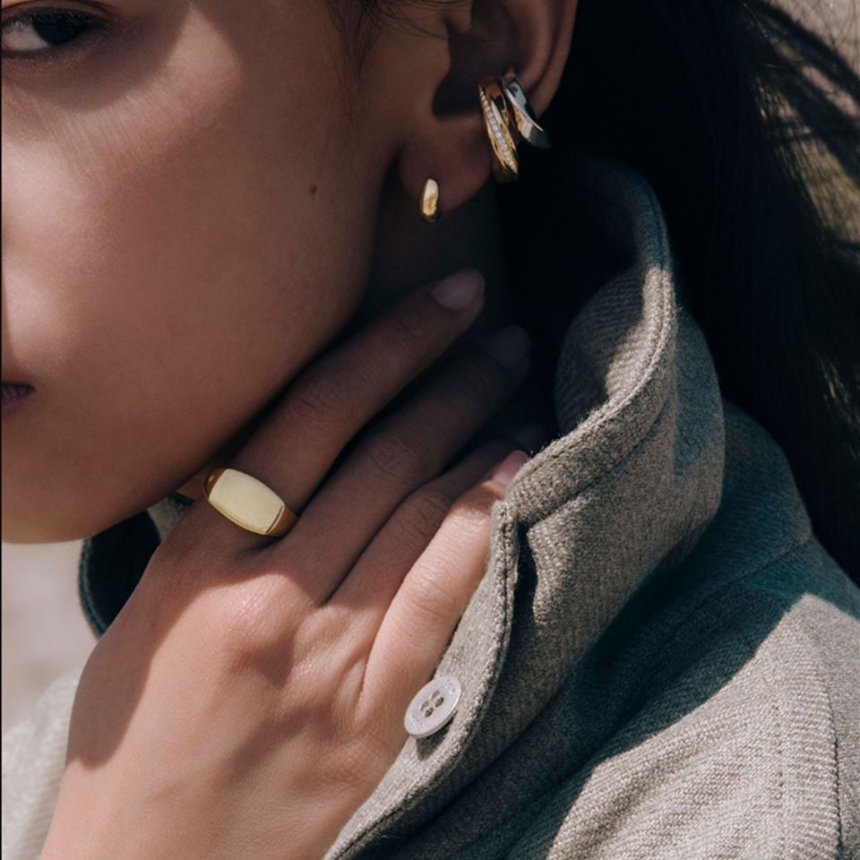 TOMWOOD - Ice Huggies / アイス ハギー / ピアス (ゴールド) | River