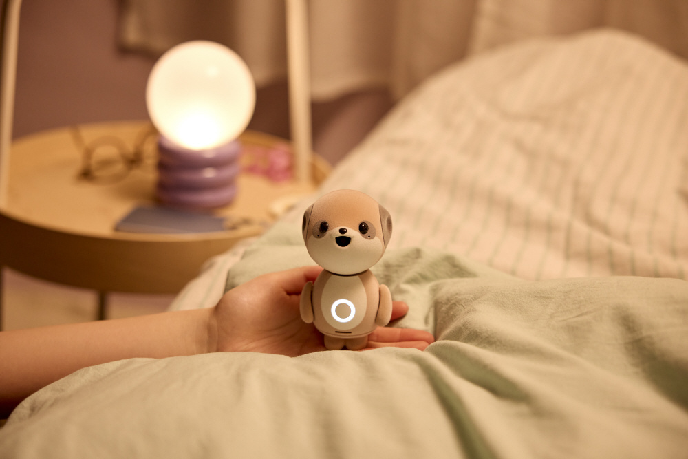 コンパニオンロボット ポケとも SR-C01M-W｜の通販はソフマップ[sofmap]