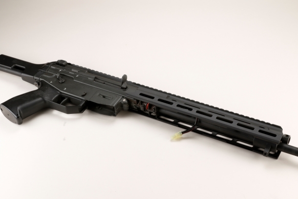 M-LOKハンドガードを装着し近代化した東京マルイ「89式5.56mm小銃折曲