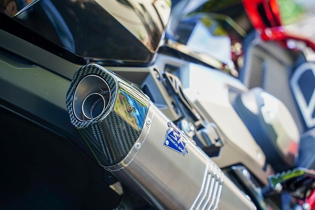 X-ADV】【TSR製】チタンスリップオンマフラー