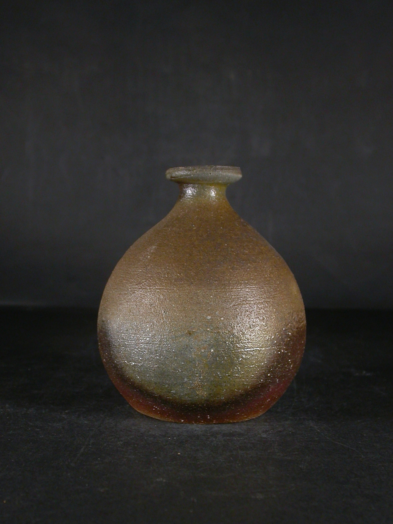 備前焼 登窯 備前市無形文化財 見附 文雄 保存箱付き黄・青ゴマ蕪徳利