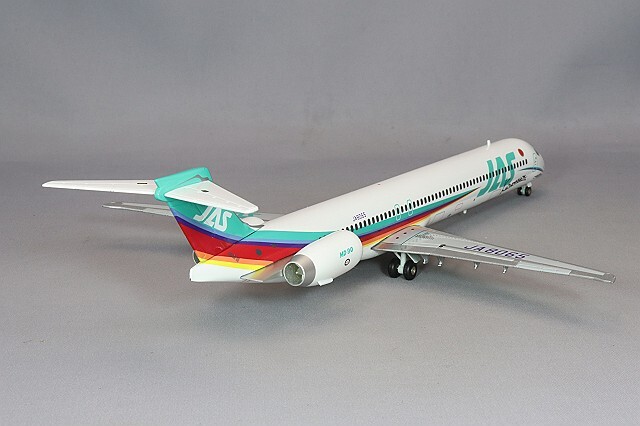 JALUX ホーガン製 1/200 マクドネルダグラス MD-90 JAS (日本エア