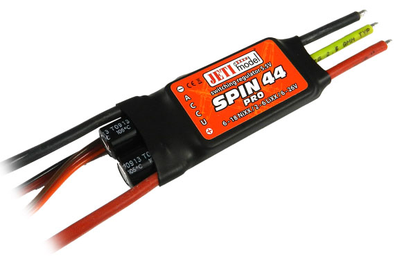 FUTABA AC/DC入力対応 600W MAX16A デュアル バランス充電器 CDR-8000L