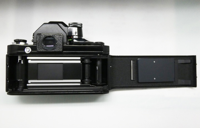 ニコンF2フォトミックS ブラックリペイントボディ