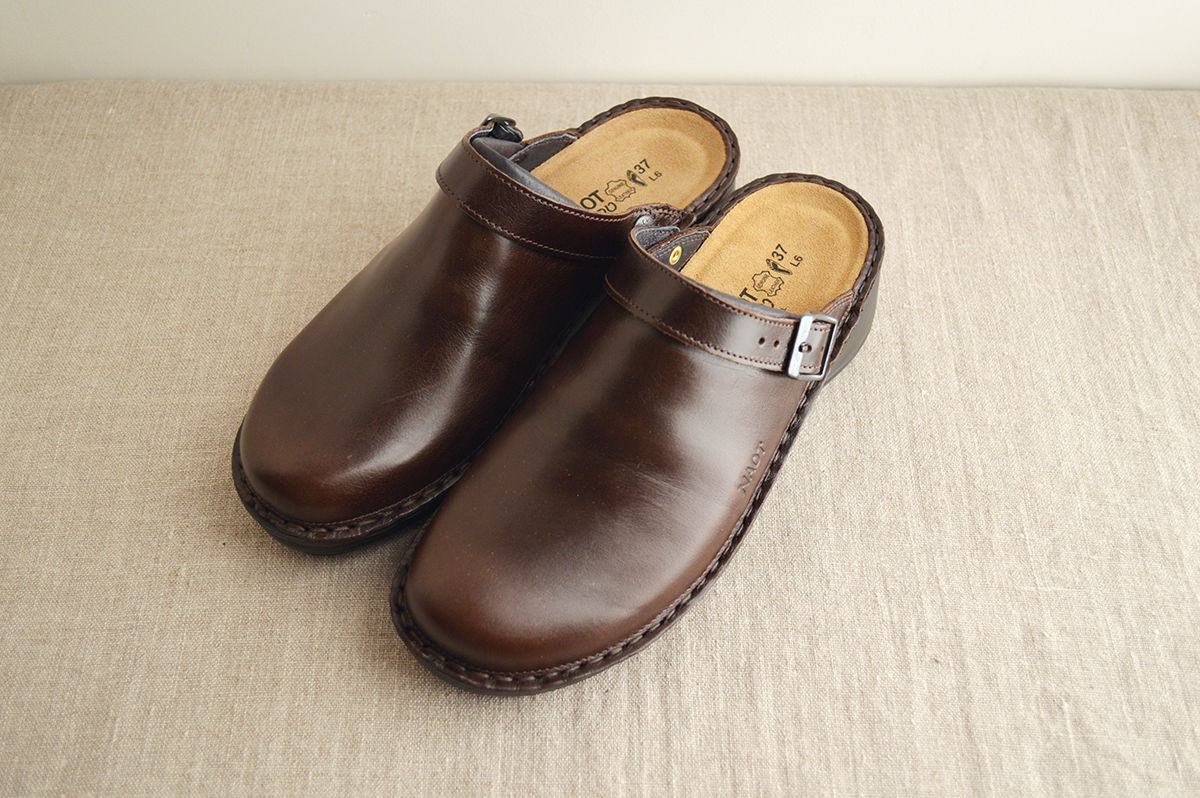 NAOT ナオト IRIS アイリス walnut（レディース） | テリフリ