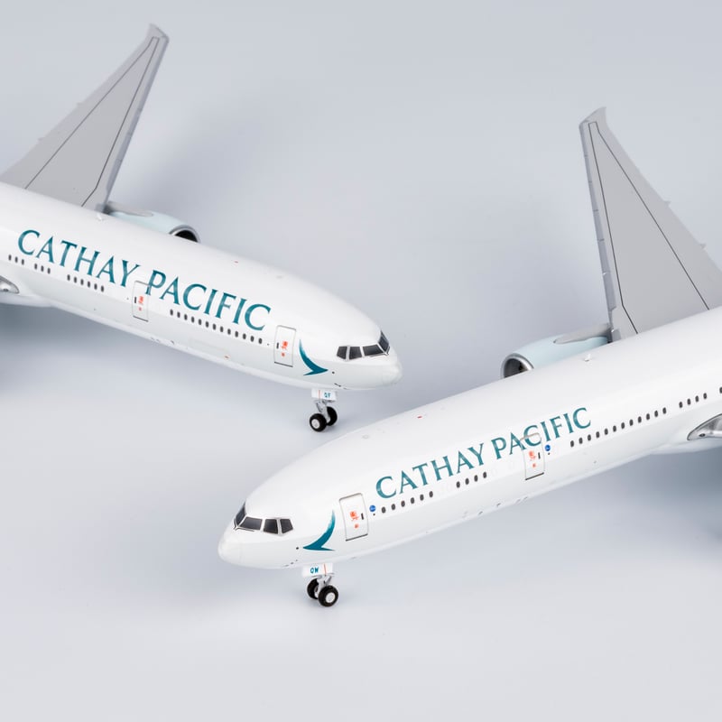 1/400 777-300ER キャセイパシフィック航空 B-KQ