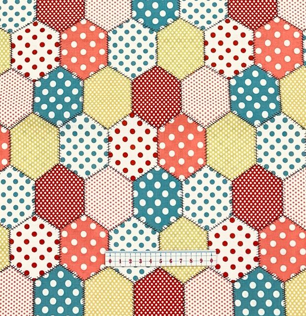 512.国産プリント ﾍｷｻｺﾞﾝﾊﾟｯﾁﾜｰｸ風 | ﾊﾟｯﾁﾜｰｸのお店 Dears Qu