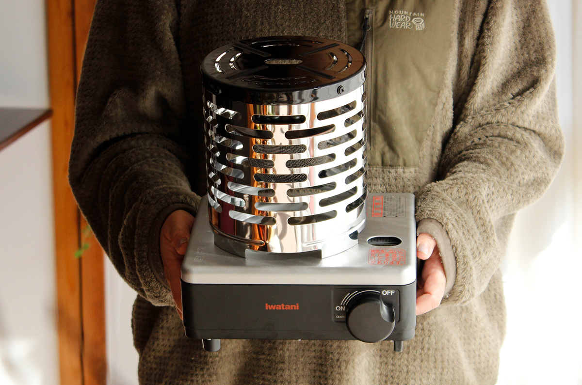 イワタニ新作レビュー】こんろ×ストーブの1台2役「イザまる」が衝撃的