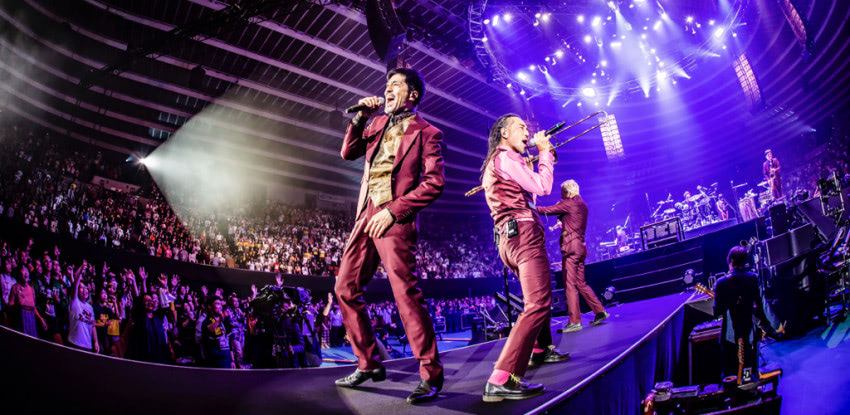 スカパラ、12,000人を動員した「スカフェス in 城ホール」の最速上映会