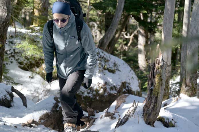 アクティブな主役級ウェア！メンズ・ナノエア・ライト・ハイブリッドが