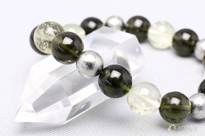 モルダバイト・ギベオン・リビアングラス ブレスレット 10mm ｜ 天然石