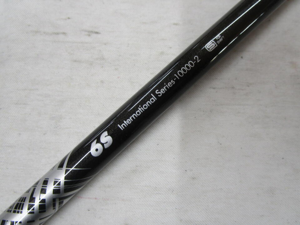 The ATTAS V2 6 スリーブ付 シャフト (タイトリストドライバー用