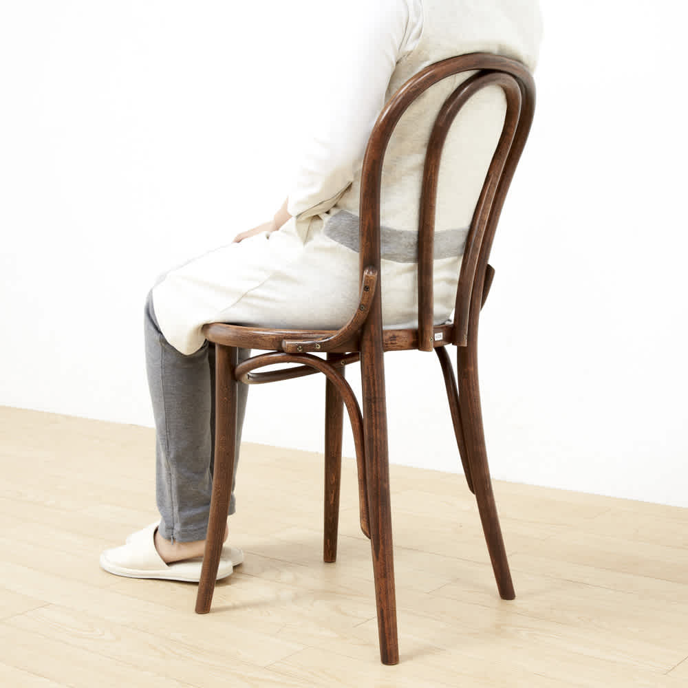 TON クロスバック ダイニングチェア アンティークホワイト 曲げ木