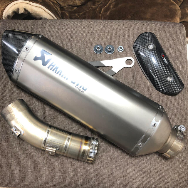 BMW S1000RR（2012）純正オプション、アクラポビッチ製