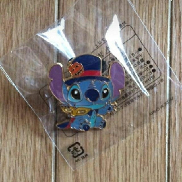 希少限定】スティッチ エンジェル 卒業式 ディズニーストア ピンバッジ