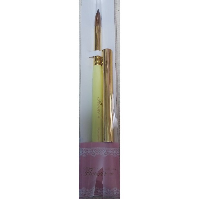 新品未使用】フルーリア イエロー スカルプチュアブラシ フルーリア