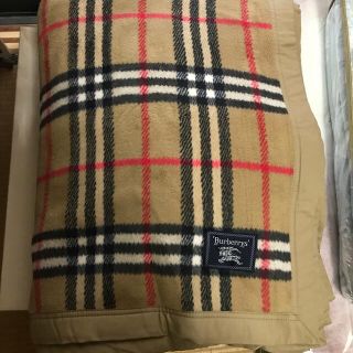 BURBERRY（毛布）のフリマアイテム一覧