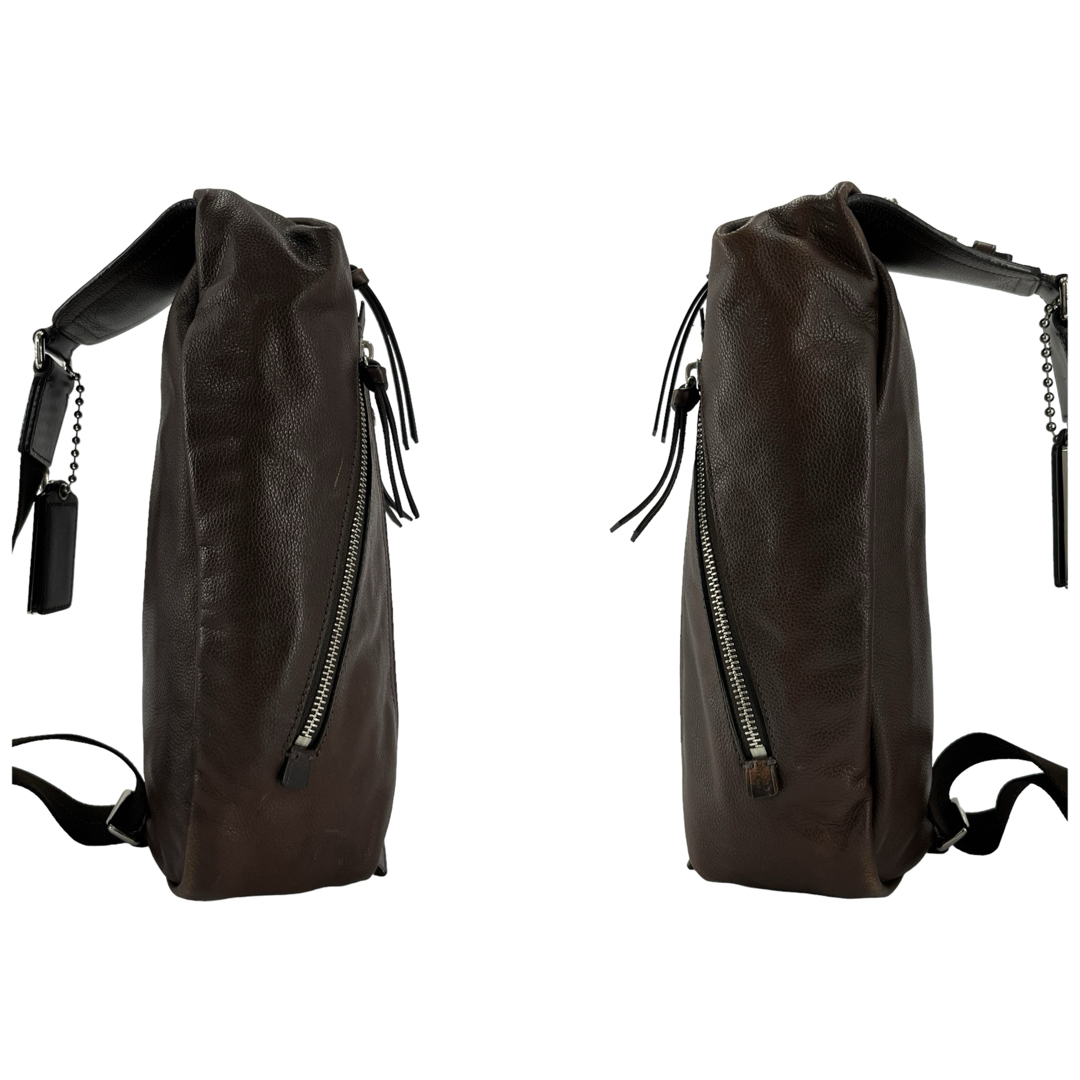 COACH コーチ トンプソン ボディバッグ スリングバッグ シボ革 ロゴ型