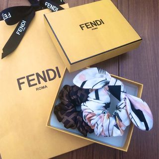FENDI（ヘアゴム/シュシュ）のフリマアイテム一覧