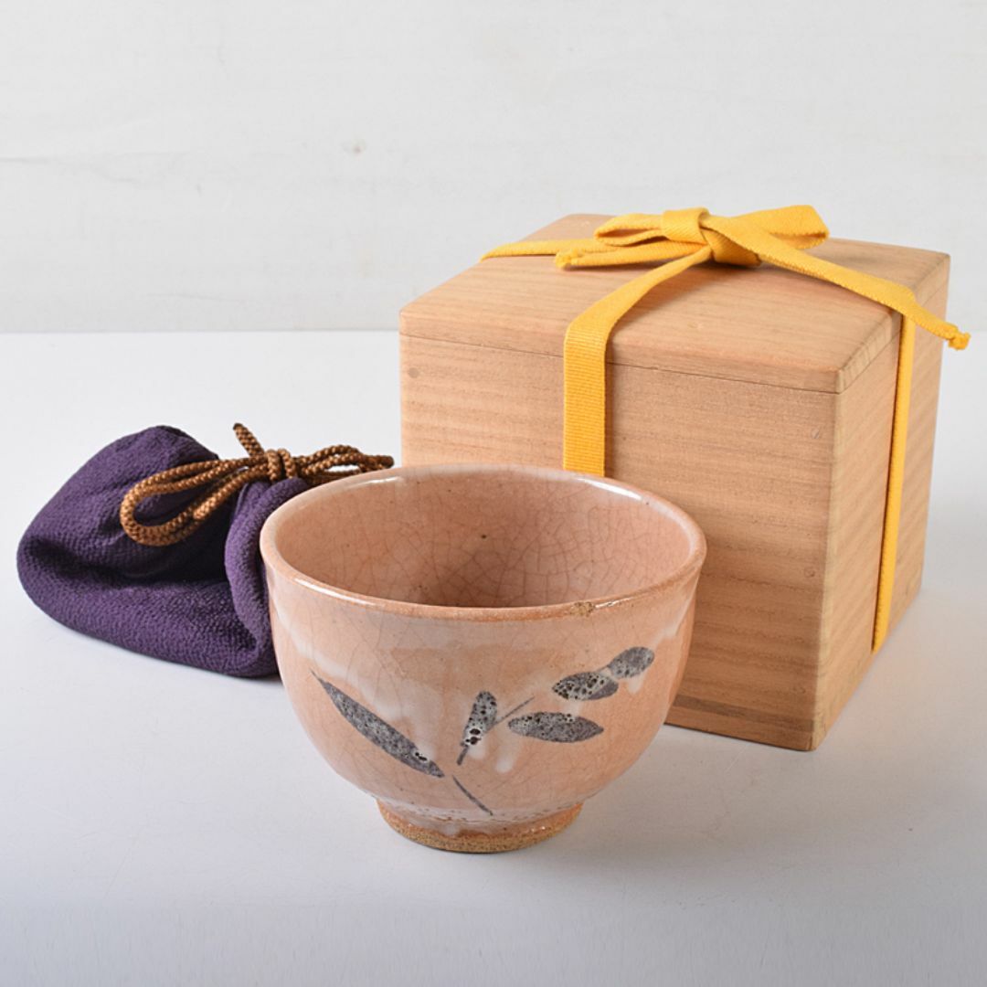 肥後高田焼 青木修の彫紋壷 肥後高田焼 青木修の彫紋壷 肥後高田焼