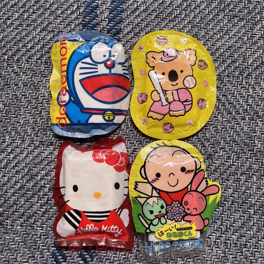 サンリオ - 昭和レトロ キャラクターポケットティッシュ4つセットの