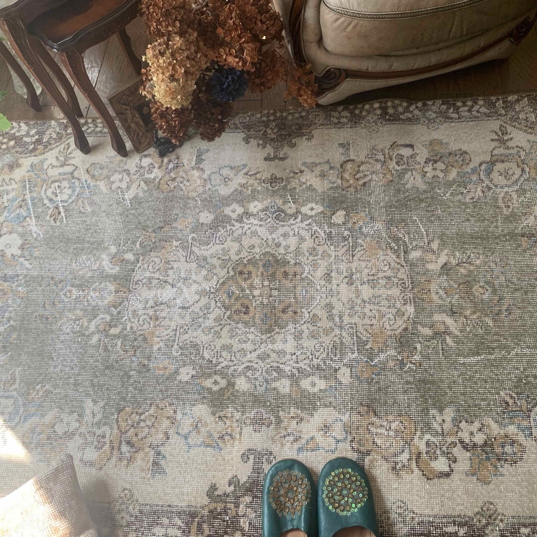 トルコヴィンテージラグ 超レア スモーキーグリーン 193×116