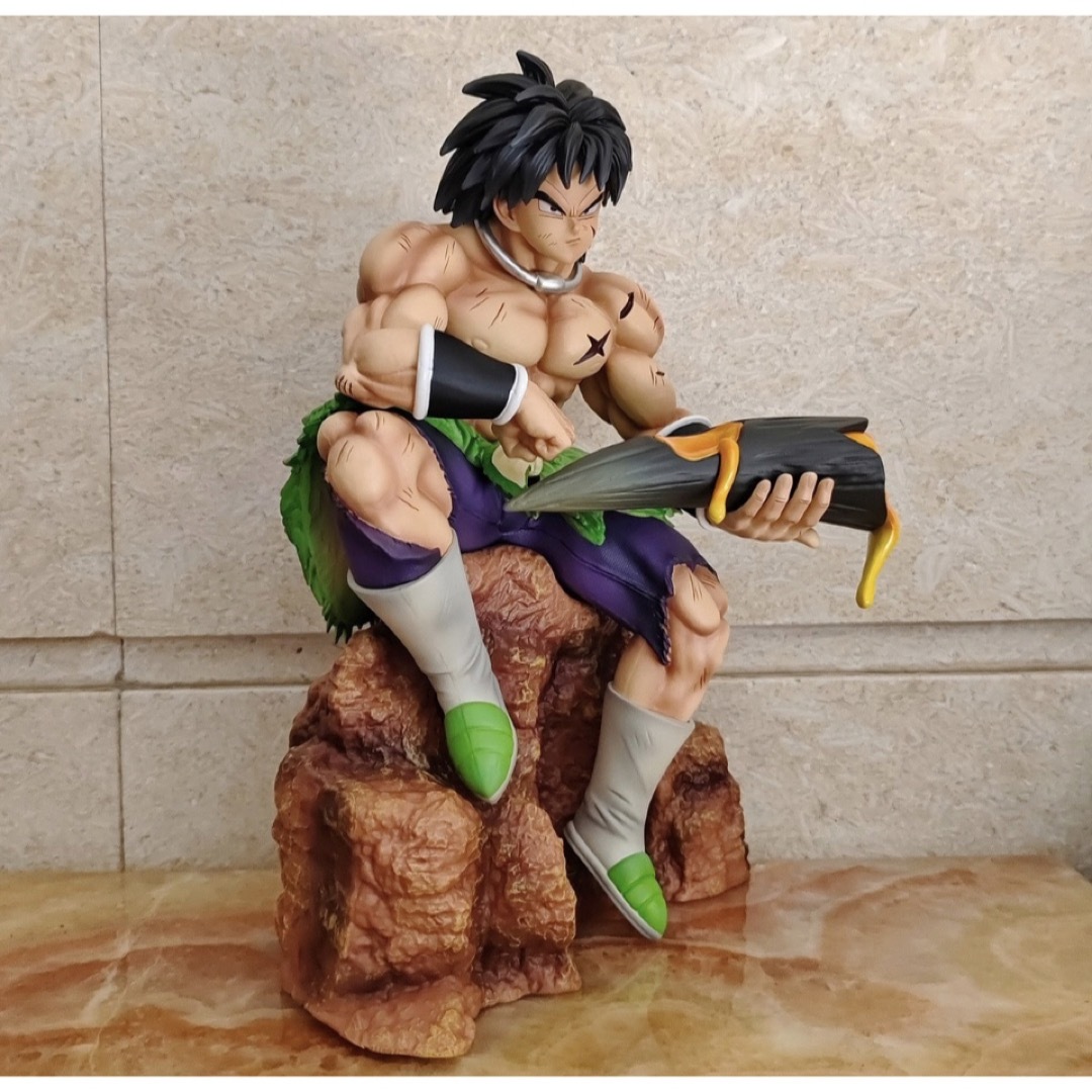 ブロリー ドラゴンボール フィギュア PVC製品 ガレージキットの通販 by