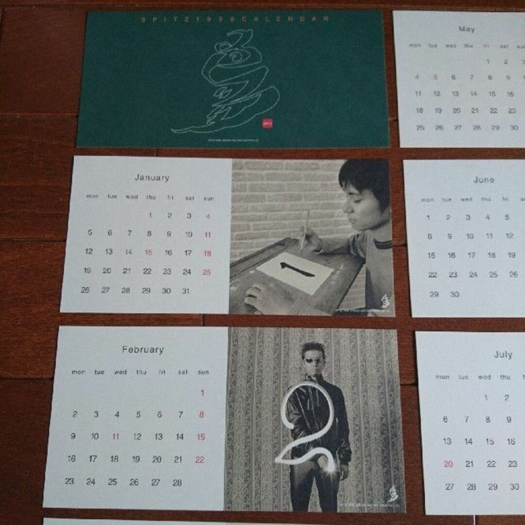 スピッツ 1998年 卓上カレンダー spitzの通販 by 普通の金魚｜ラクマ