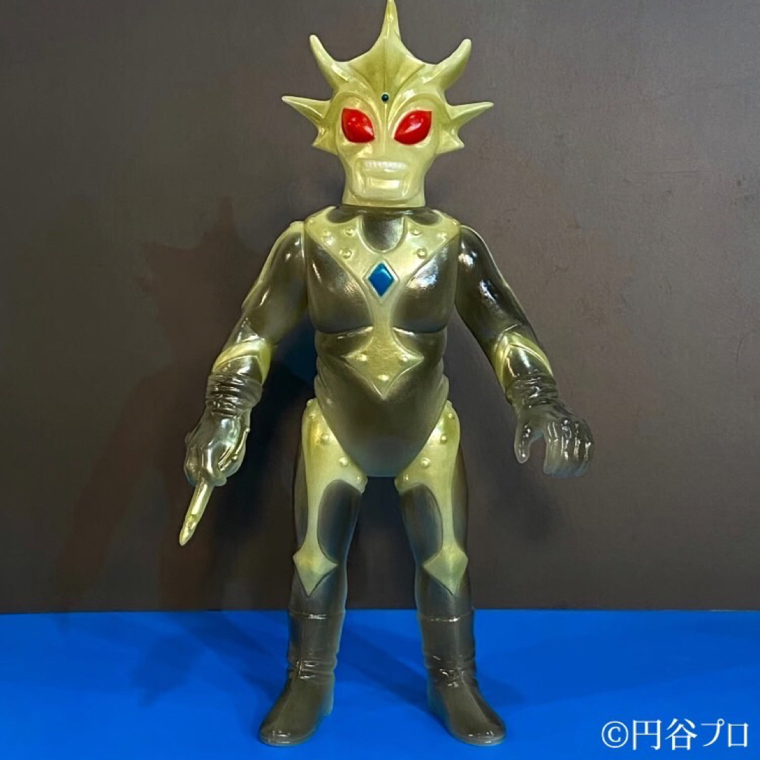 SHIMA-X ベアモデル シマックス 怪獣ソフビ バルキー星人 蓄光 暗海