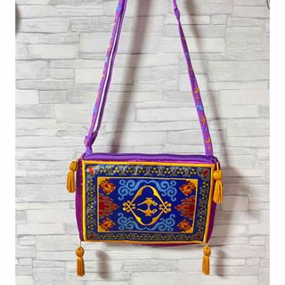 2292623128.jpg?1718378436