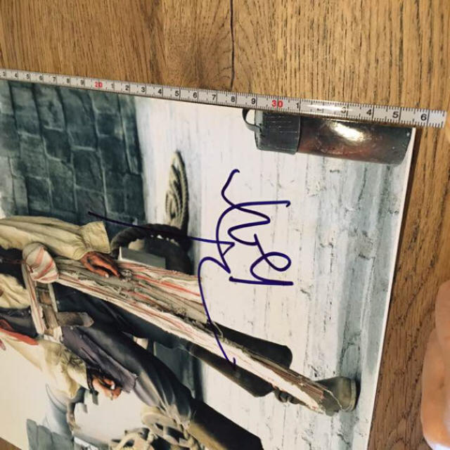 証明書付き☆ジョニーデップ 直筆サインポスターの通販 by モモ's shop