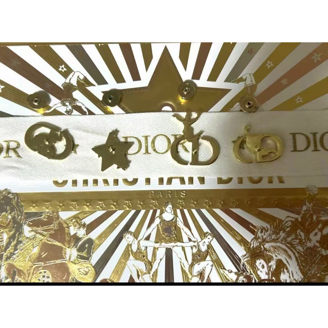 Dior - ディオール レア ピンバッジ 4種 2025年ホリデーラッピング
