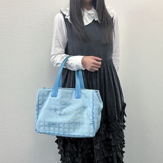 CHANEL（バッグ ・ ブルー・ネイビー/青色系）のフリマアイテム一覧